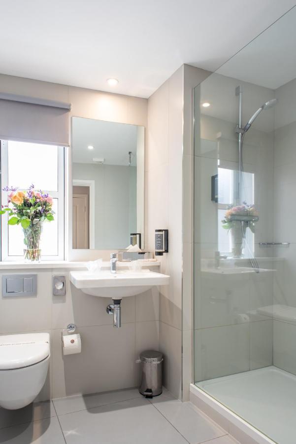 Premier Suites Reading Luaran gambar